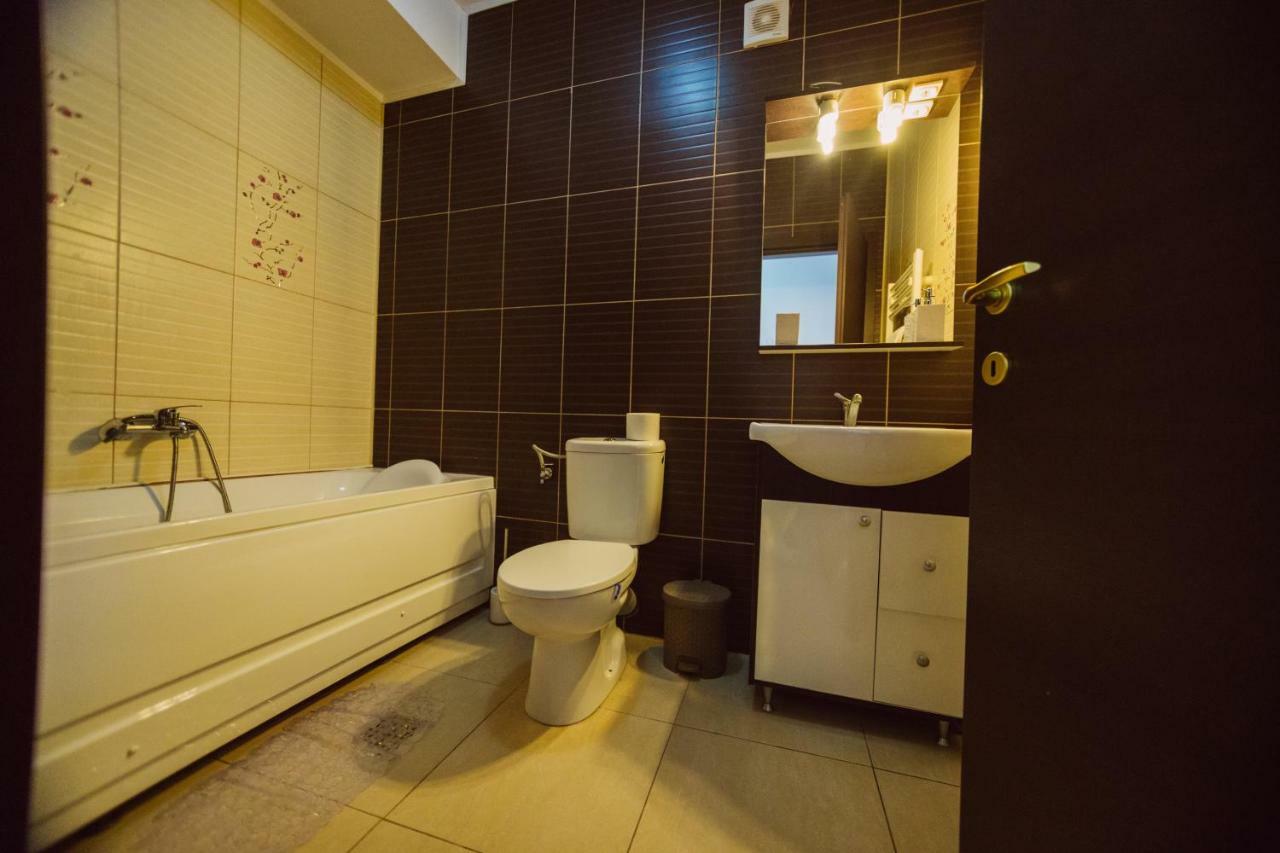 Seascape - Summerland Apartment Mamaia Dış mekan fotoğraf