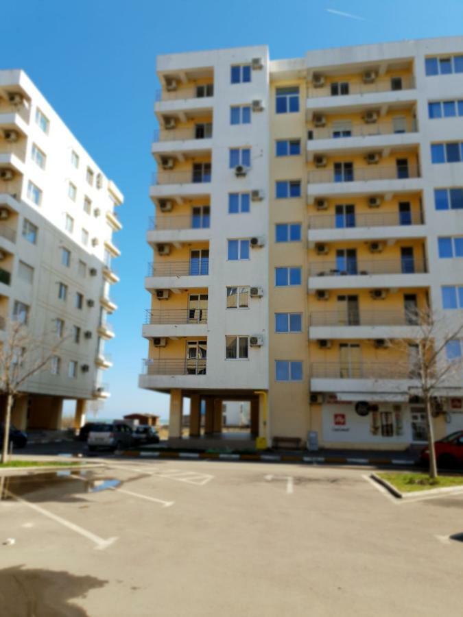 Seascape - Summerland Apartment Mamaia Dış mekan fotoğraf