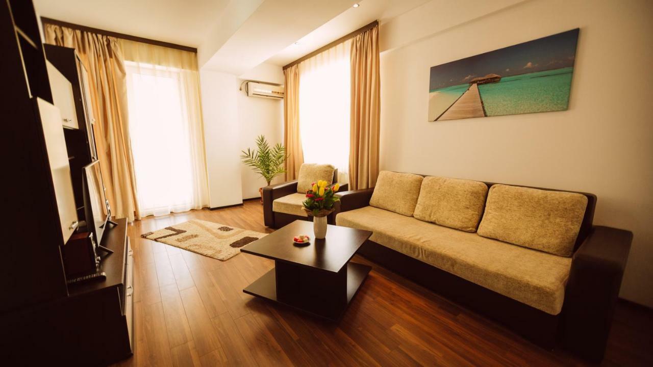 Seascape - Summerland Apartment Mamaia Dış mekan fotoğraf