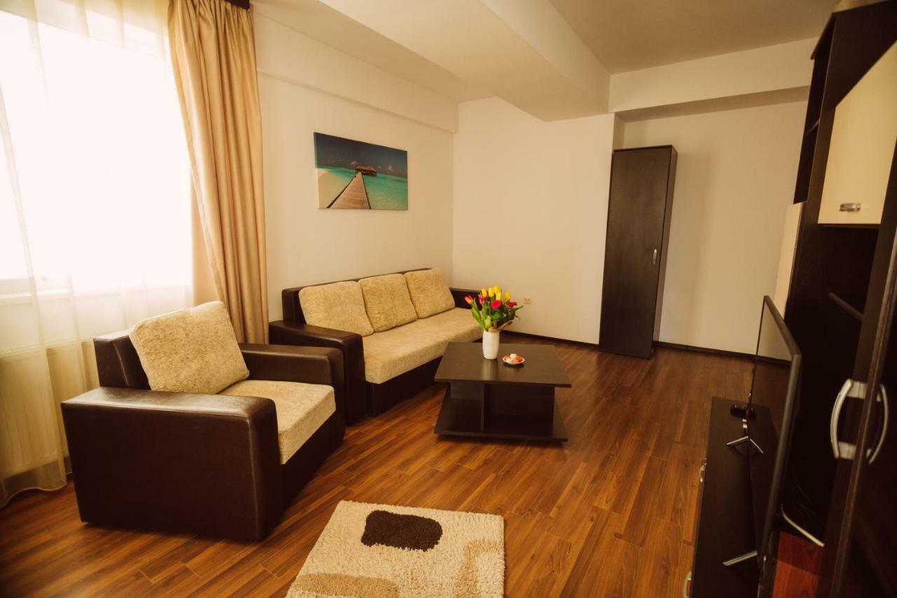 Seascape - Summerland Apartment Mamaia Dış mekan fotoğraf