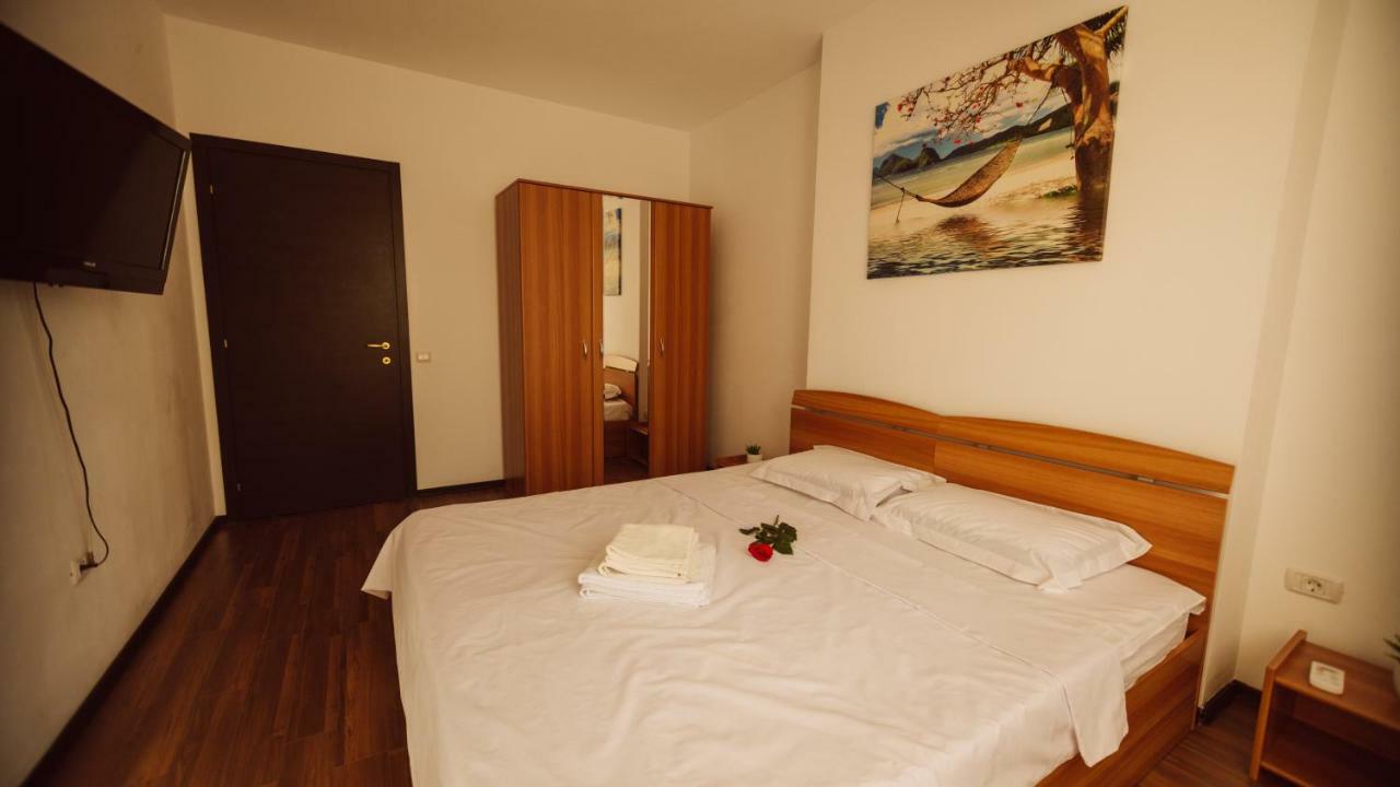 Seascape - Summerland Apartment Mamaia Dış mekan fotoğraf