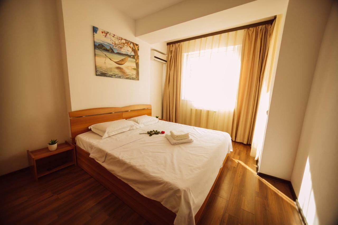 Seascape - Summerland Apartment Mamaia Dış mekan fotoğraf