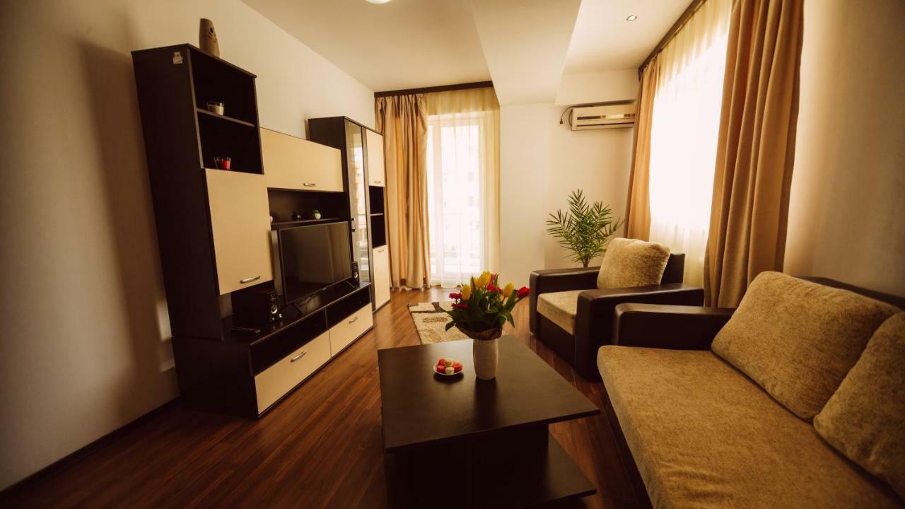 Seascape - Summerland Apartment Mamaia Dış mekan fotoğraf